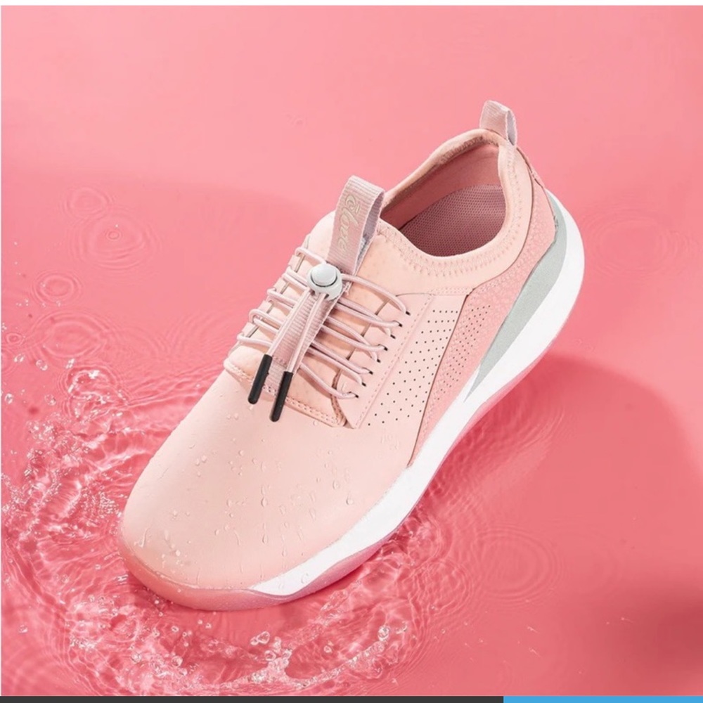Clove nursing shoes